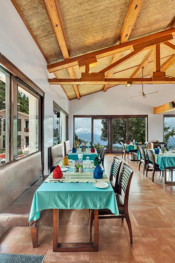 Club Mahindra Kanatal Eksteriør billede